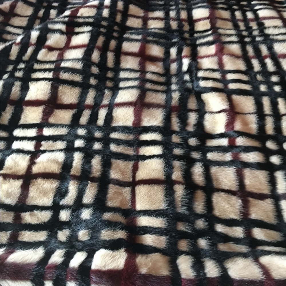 LUXURY BURBERRY  Mink and Cashmere Blanket